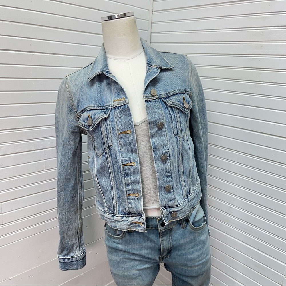 Aritzia Wilfred Free Jean Jacket